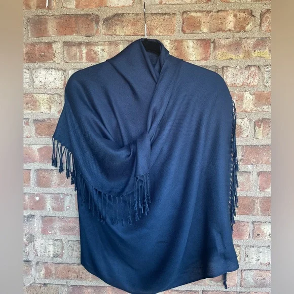Pashmina Midnight Fringe Scarf🖤 - Picture 3 of 9
